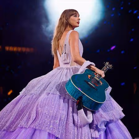 一票難求!泰勒絲現象級演唱會《The Eras Tour》上線 宛如親臨現場嗨起來