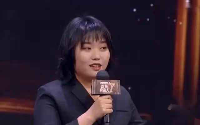 李雪琴綜藝近照曝光被誇秒變女神,網友:她把東北話改掉就好多