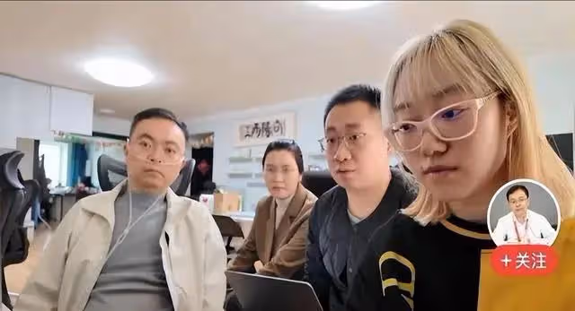 葉檀曝蔡磊近況:情況越來越糟糕,只能用腿來打字!靠意志力支撐