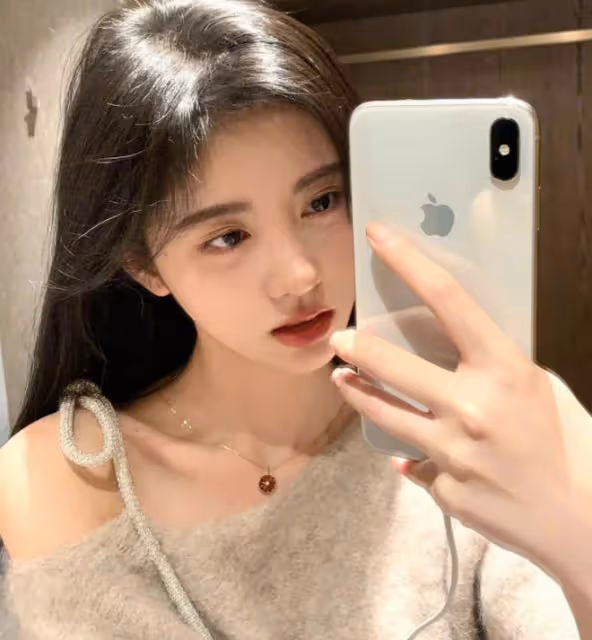 演啥都像自己，偏偏戲約不斷，30歲的鞠婧禕放過觀眾吧！