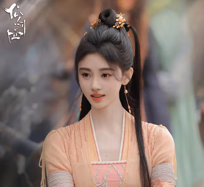 演啥都像自己，偏偏戲約不斷，30歲的鞠婧禕放過觀眾吧！