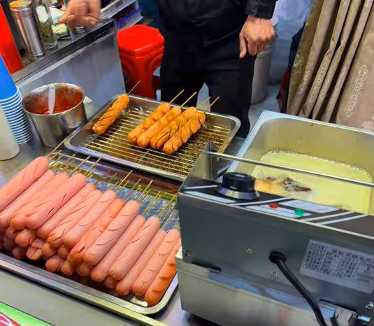 街頭小吃「成分曝光」　中國網友驚呼：竟然沒肉...