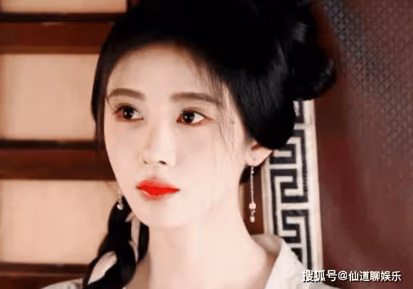 《花間令》劇情高能,上官蘭身份多重,你猜到了嗎?