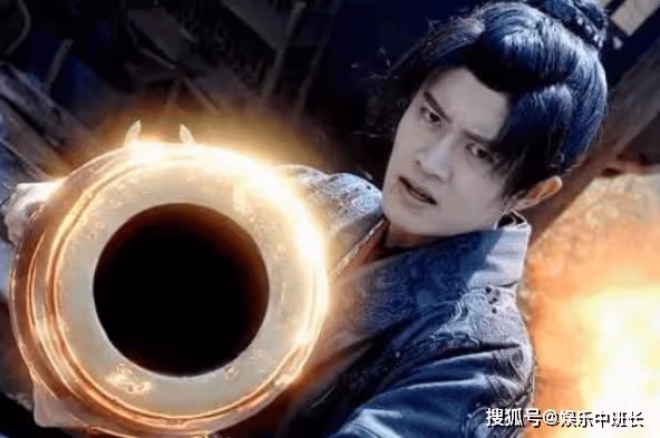 《烈焰》新劇情曝光，十刑身份揭曉，他究竟是神還是魔？