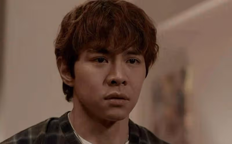 TVB男星羅天宇演出尺度大,伸手摸女演員臀部,還想霸王硬上弓