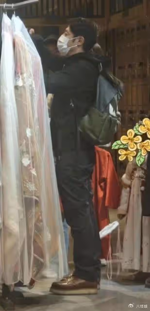 李白漢服正面照曝光,撞臉妖貓傳楊貴妃太絕美,撒貝寧直接看入迷