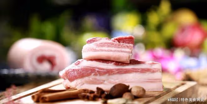 口感香糯,滋味燉鮮,醬燉五花肉,讓你沉浸在美食的海洋中