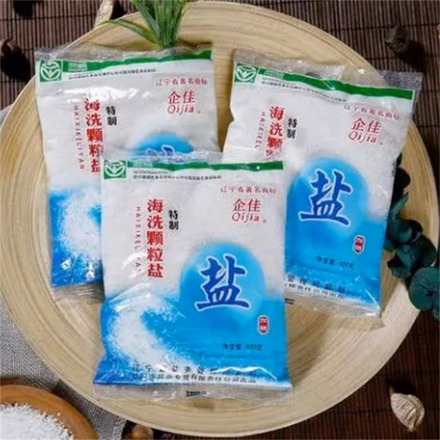 購買食用鹽時,應該選擇「海鹽」還是「湖鹽」?哪種更有營養?
