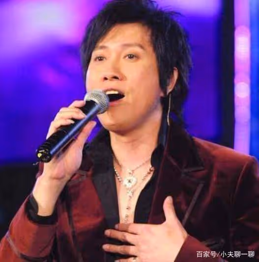 因一首歌而爆紅,後來死於癌症,死後給家人留下9億財產