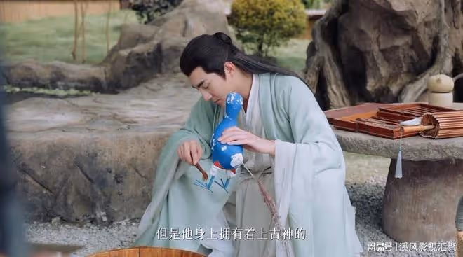 與鳳行：行止結局揭曉，被天道拋棄散盡神力，在沈璃懷裡逝去太虐