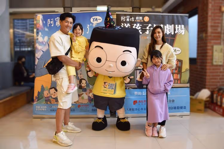 阿布愛貓「周潤發」掙脫束縛搞消失　他嚇壞沿路狂找怕「周慧敏」就此落單
