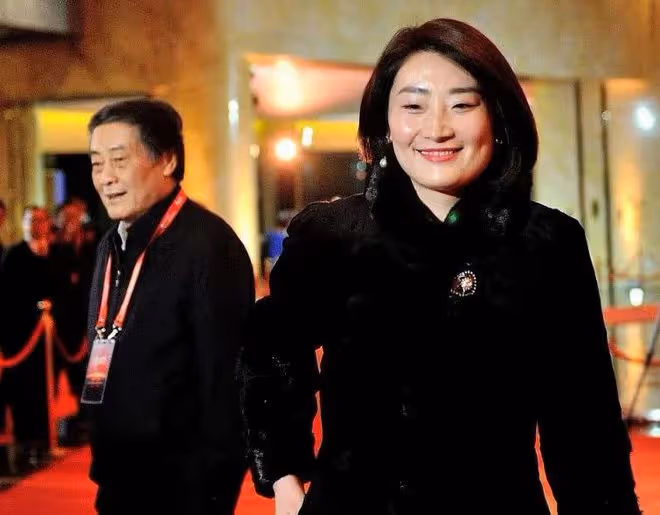 恩愛夫妻!宗慶後妻子早年接受採訪,說出一番話讓宗老淚流滿面!