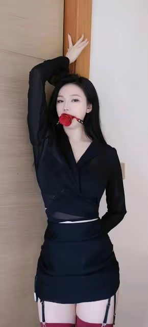 玩轉色彩與風格,你的穿搭,你的態度,盡顯溫婉與浪漫風情