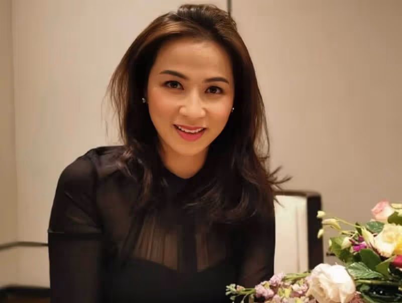 香港女星麥家琪復出拍戲,狀態凍齡演技佳,兒子偷看其主演成人片