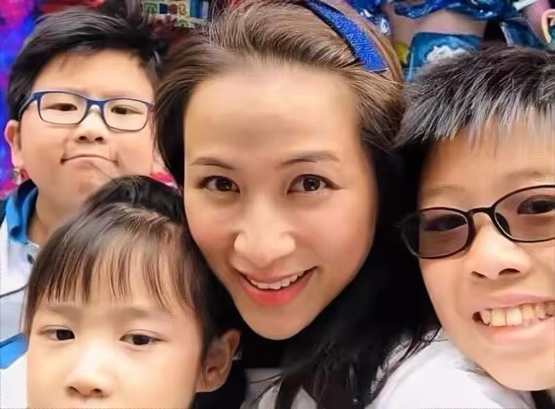 香港女星麥家琪復出拍戲,狀態凍齡演技佳,兒子偷看其主演成人片