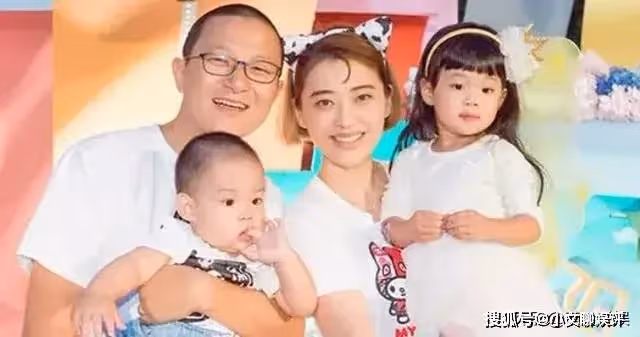 梅婷11歲女兒厲害了!與宋佳趙又廷等搭戲,電影開機大合照站C位