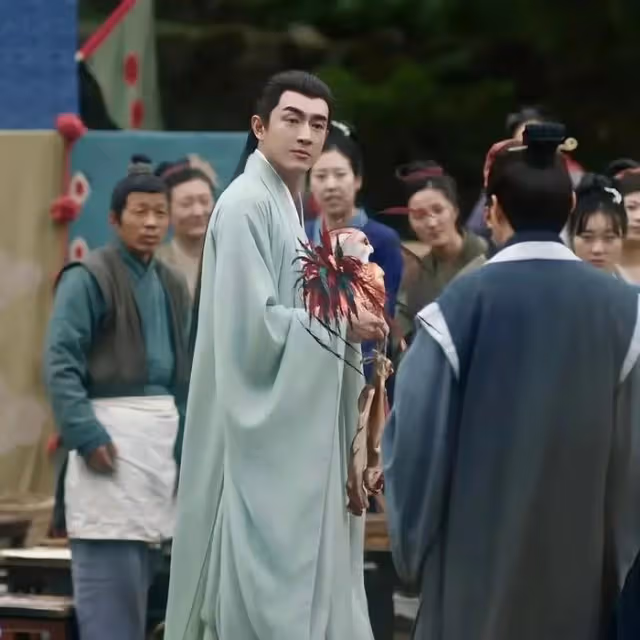 《與鳳行》被質疑過度營銷,正片不如廣告精緻?