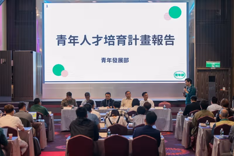 跟民眾黨搶回年輕人！綠營將開帶狀節目　賴清德捐補助款助青年進修