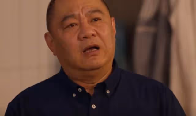 小日子:朱勁草吃醋江海濤,強吻顧茉莉宣主權