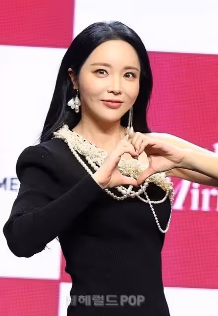 韓國知名女星，購買了鄉下的土地，實現了自己建造鄉村住宅的夢想