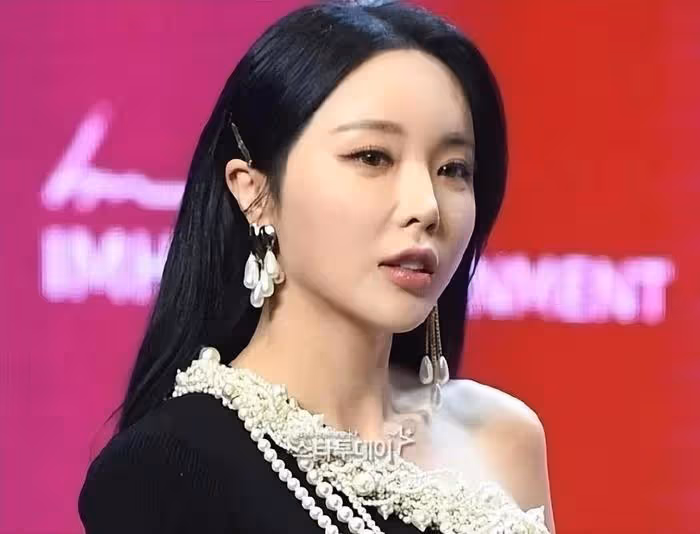 韓國知名女星，購買了鄉下的土地，實現了自己建造鄉村住宅的夢想