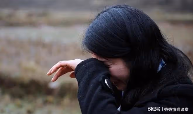 未婚夫去世，25歲的我打算留下遺腹子，聽到准婆婆的話，我放棄了