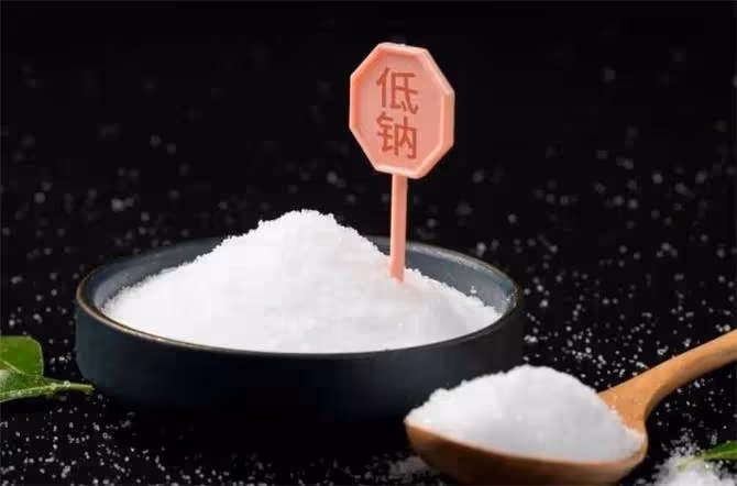 挑選食鹽時,是加碘的好還是無碘的好,了解以後就別再買錯了