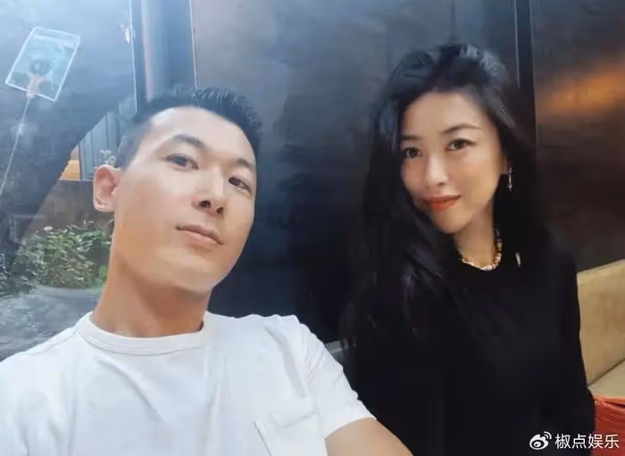 京圈公主朱珠，一出生便是公主命，甩掉法拉利總裁卻嫁給「老賴」