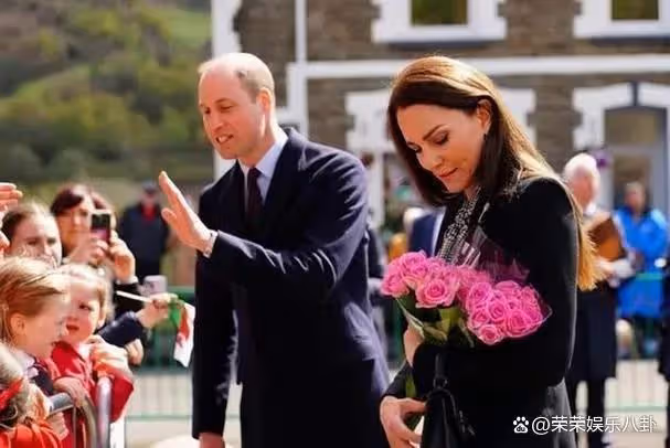 揭秘!威廉王子與凱特王妃的童話愛情,竟因一場秘密旅行重生?