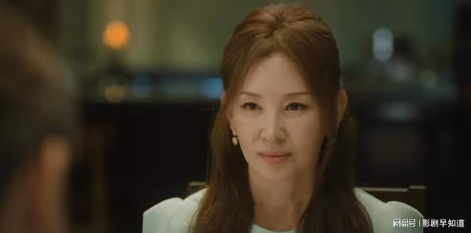 《眼淚女王》陰謀露出水面,男二大機率是馬前卒,繼奶嫌疑最大
