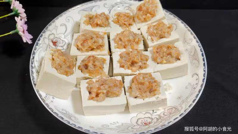豆腐和它天生一對,知道的人不多!一煎一燜就一鍋,營養高蛋白,又一道炫飯菜