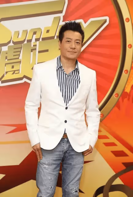 香港知名戲骨石修近況曝光!聽力僅剩六成,曾一度需要戴助聽器