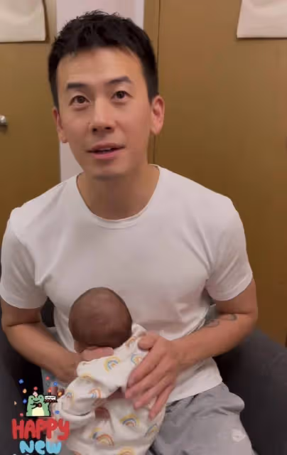 香港知名戲骨石修近況曝光!聽力僅剩六成,曾一度需要戴助聽器