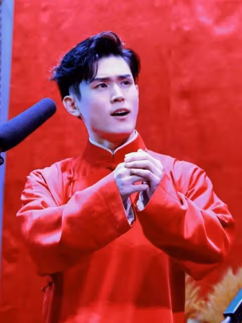 德雲社關九海清晨發文,官宣與張霄白裂穴,評論區留言令人心酸