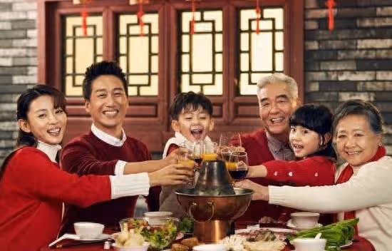 明日除夕，記得：1要開，藏2樣，3不吃，迎春接福過大年