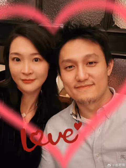 惠若琪帶家人出遊，女兒小年糕露正臉像媽媽，祖孫仨高個子搶鏡