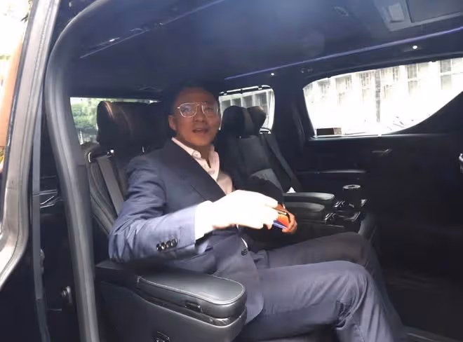 汪小菲曬具俊曄包裹收據!反控大S「吃藥後打我」