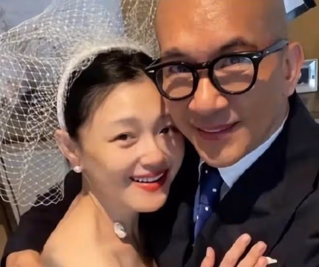 汪小菲反擊!大s多次毆打他,婚內就聯繫光頭,還不准孩子回北京