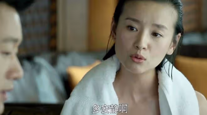 44歲董潔被全網誇讚，這一次，她要感謝趙麗穎！