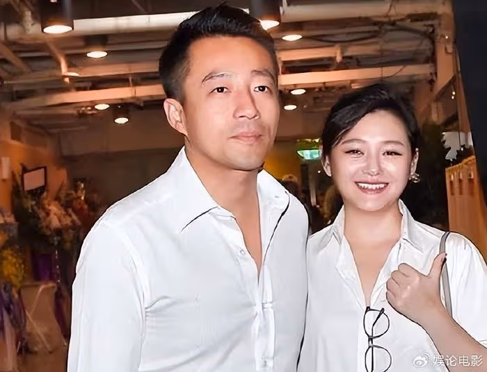 大S和前夫都是高手過招,互相爆料都毫無情義,已無體面