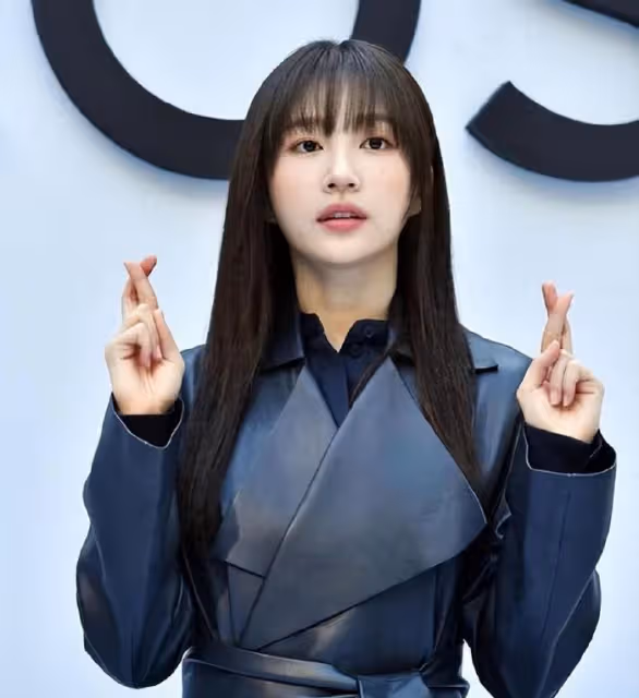 韓國知名女星，婚禮嘉賓造型，引韓網友熱議，她的穿搭不適合