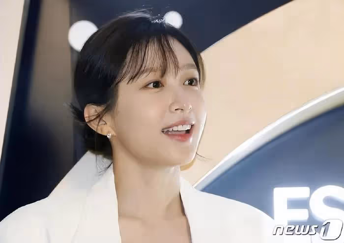 韓國知名女星，婚禮嘉賓造型，引韓網友熱議，她的穿搭不適合