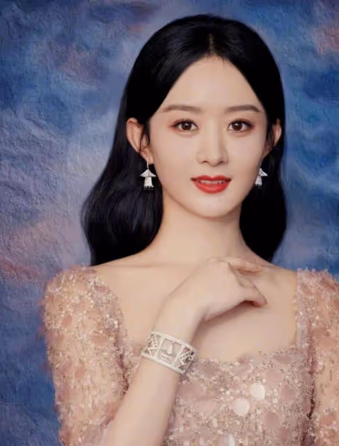 趙麗穎的「少女臉」太有辨識度,穿素色長裙太仙了,好似油畫公主