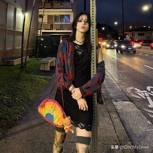 韓韶禧認愛柳俊烈後回韓，好心情大方展露笑容！