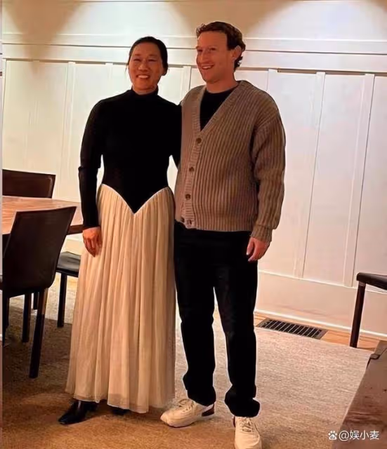扎克伯格萬里挑一的老婆,是長相普通的美籍華人,富豪眼裡出西施