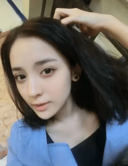 娛樂圈公認的十位素顏美女，李沁僅排最後，第一名驚為天人