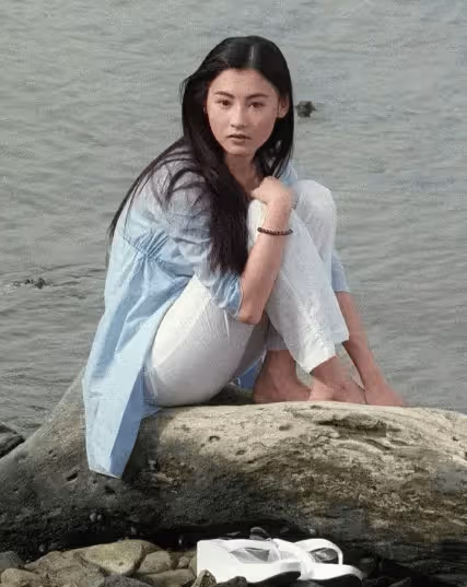 娛樂圈公認的十位素顏美女，李沁僅排最後，第一名驚為天人