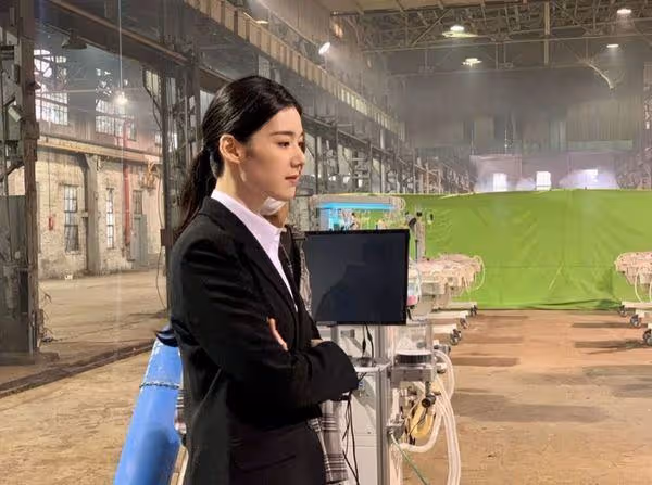 「最美總理」鄭恩彩認愛! 熱戀《我獨自生活》180cm美大型男