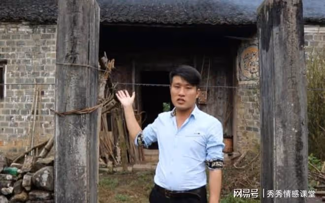老家拆遷通知剛出來,12年不聯繫的伯父,帶著一家五口都回來了