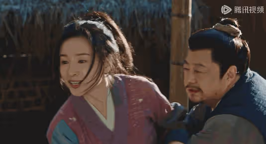 《與鳳行》出圈理由:董潔的演技,黃羿的臉蛋,趙麗穎的衣品